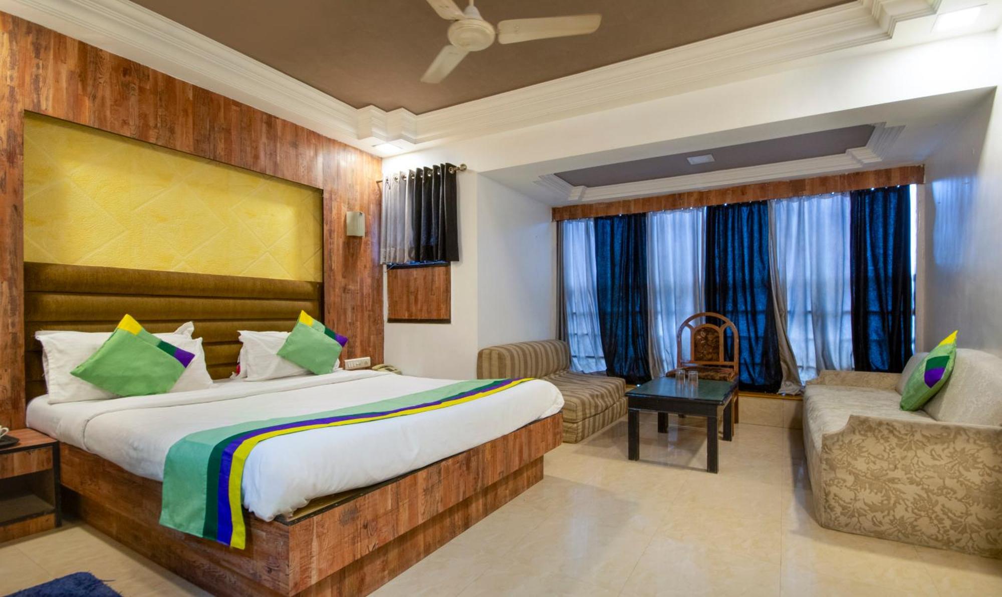 Itsy Hotels Shree Krishna Palace Ahmedabad Exterior photo