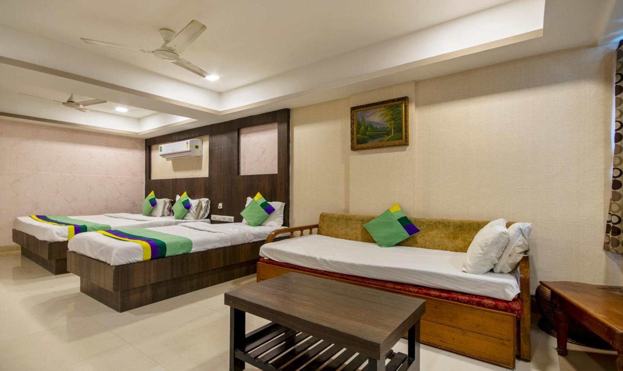 Itsy Hotels Shree Krishna Palace Ahmedabad Exterior photo